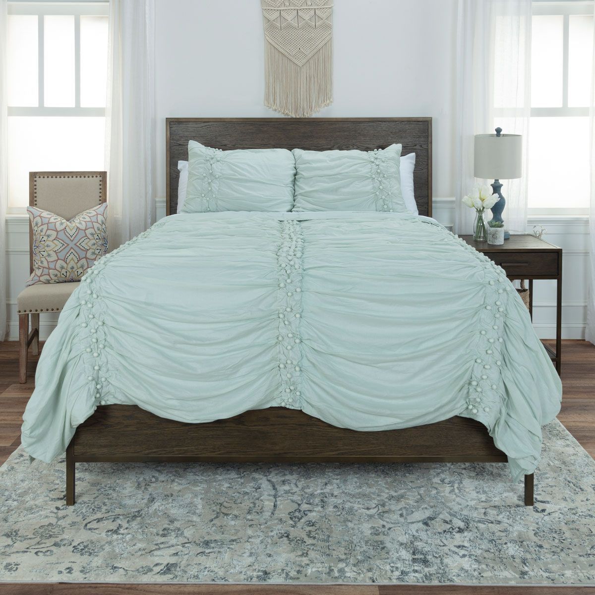 Picture of SOFT BLUE 3 PIECE QUEEN LINEN SET